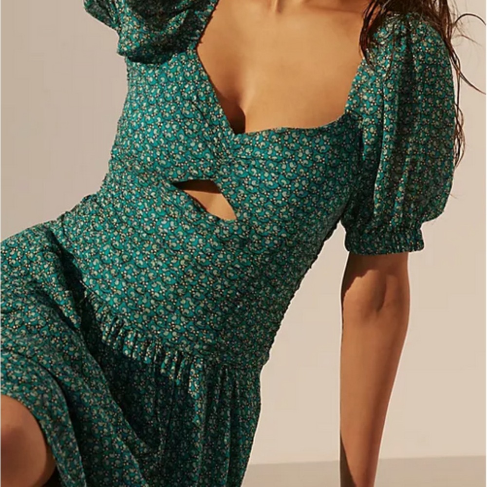 Anthropologie Floral Puff Sleeved Cut Out Midi Dress Handkerchief Green